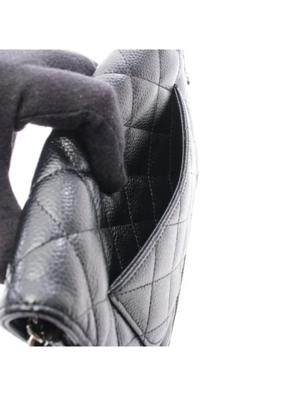 Chanel Shoulder Bag Quilted Black Caviar Leather Chain Wallet